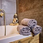 Horská chata Luxe Timber & Relaxing Bath By Interhome *