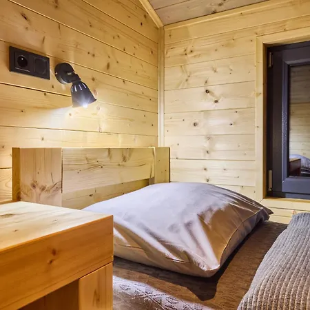 Luxe Timber & Relaxing Bath By Interhome