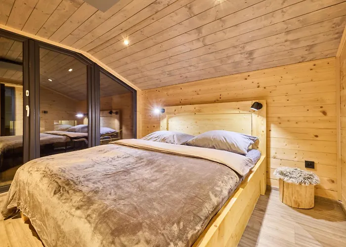 Chalet Luxe Timber & Relaxing Bath By Interhome Mladé Buky